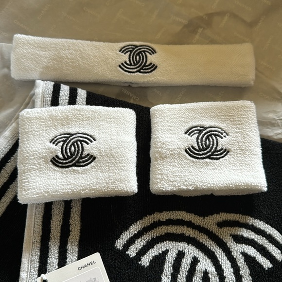 Chanel sports set - Picture 7 of 9